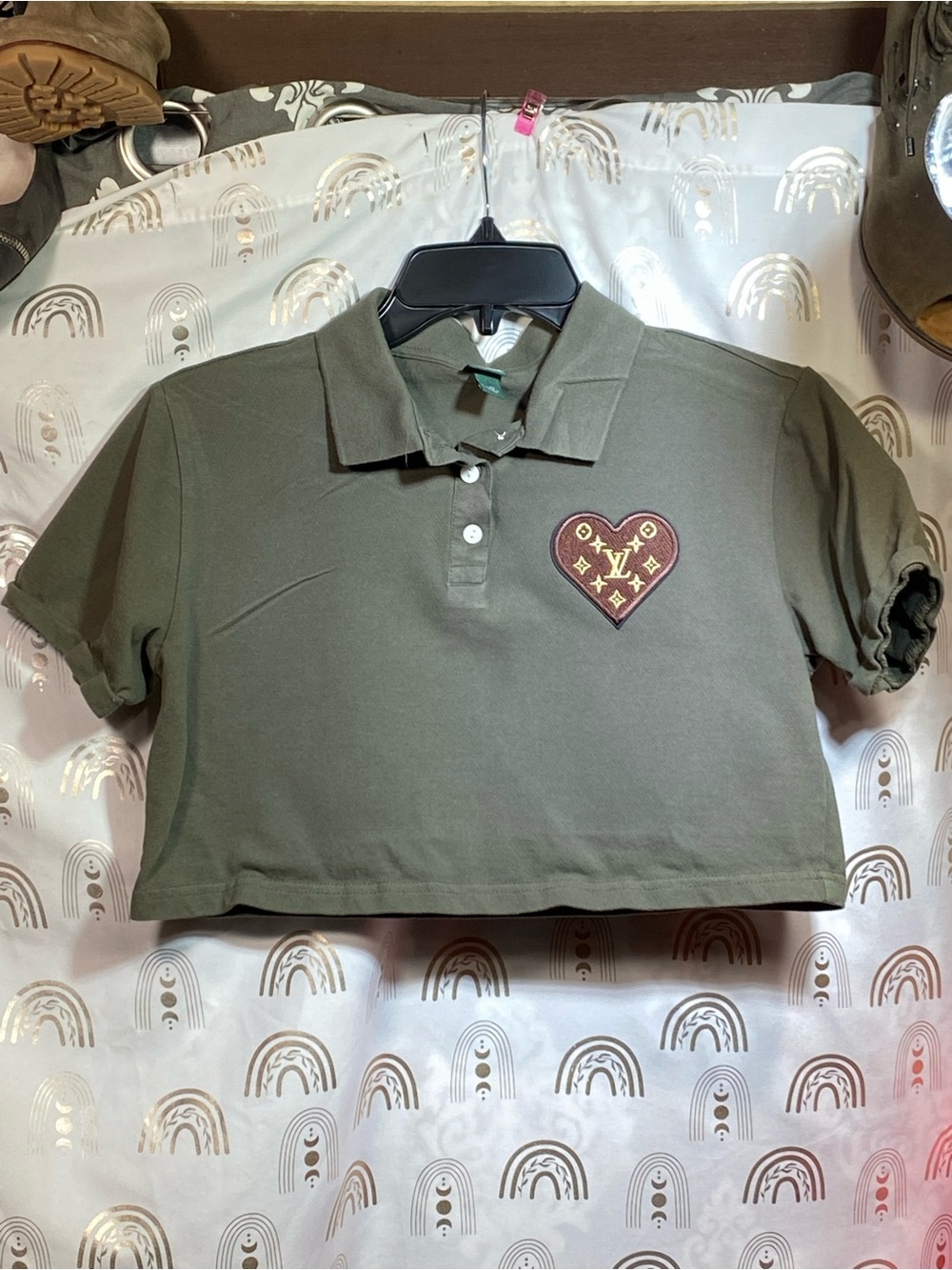 wild fable Olive Green Cropped Polo with Maroon Heart Patch. LV INSPO